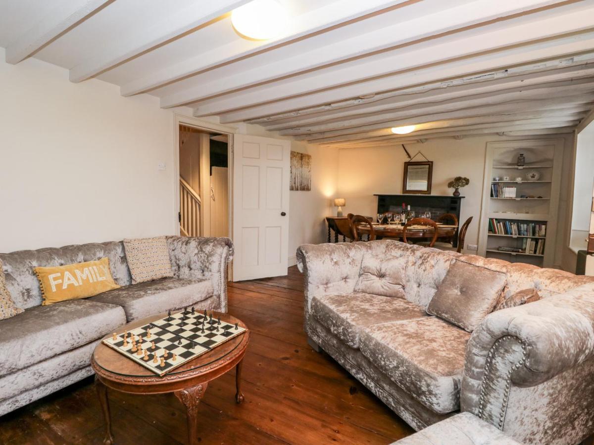 Bridge End Cottage ウルバーストン エクステリア 写真